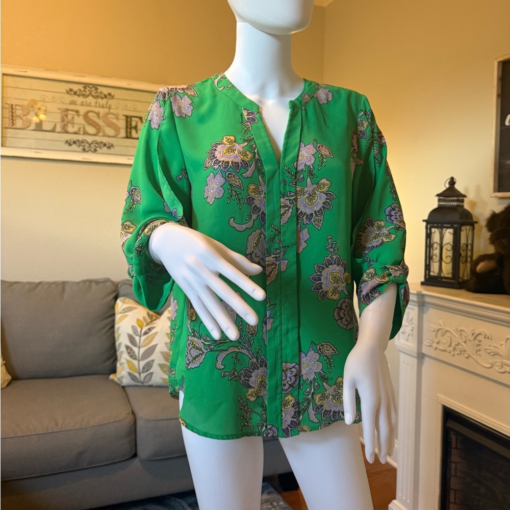 New York & Company Green and Purple Floral Top